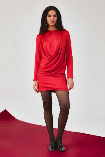 Buy_Echostudio_Red Georgette Cowl Neck Sculpted Wave Dress  