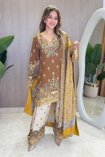 Buy_Surkh Syahi_Gold Crepe Stones V-neck Ornate Pattern Kurta Salwar Set _at_Aza_Fashions