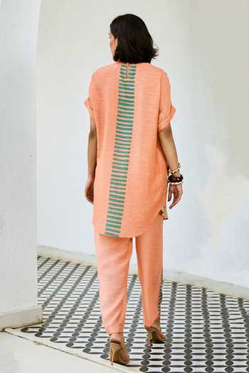 Shop_Basil Leaf_Peach Silk, Linen Round Neck Print Kurta And Pant Set _at_Aza_Fashions