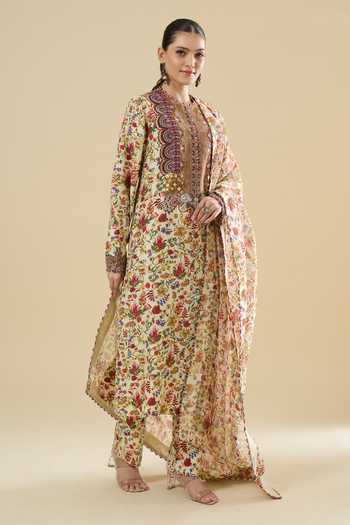 Anamika Khanna_Off White Sequins, Mirrors Mandarin Collar Floral Printed Kurta Set _at_Aza_Fashions