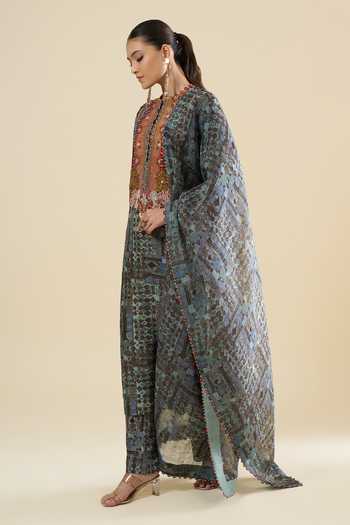 Buy_Anamika Khanna_Blue Embroidery, Tassels Round Neck Geometric Pattern Kurta Set 