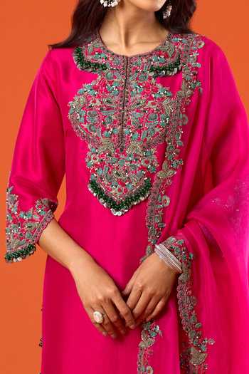 Shop_Prisho_Fuchsia Sequins, Beads, Stones Round Neck, Yes Embroidered Kurta Set _Online_at_Aza_Fashions