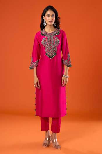 Prisho_Fuchsia Sequins, Beads, Stones Round Neck, Yes Embroidered Kurta Set _at_Aza_Fashions