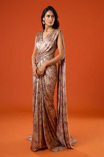 Tarun Tahiliani_Gold V-neck Flower Pattern Saree Gown _at_Aza_Fashions