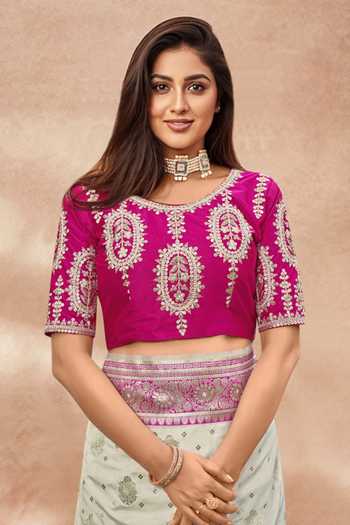Buy_Khwaab By Sanjana Lakhani_Pink Silk Embroidery, Zari Round Neck Floral Woven Banarasi Saree And Blouse 