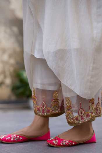 Buy_Sarang Kaur_White Chanderi, Tissue, Silk Embroidery, Zari Sajili Layered Kurta Pant Set _Online_at_Aza_Fashions