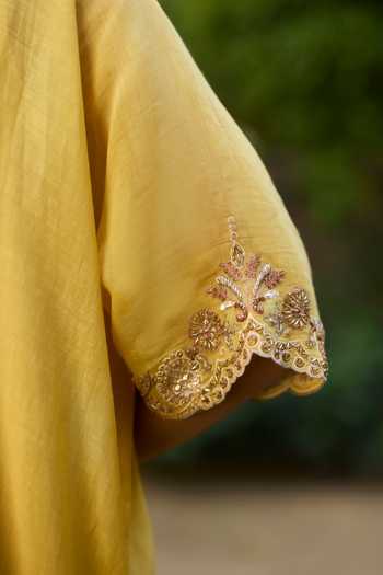 Sarang Kaur_Yellow Chanderi Silk Embroidery V-neck Sabr Border Kaftan _at_Aza_Fashions
