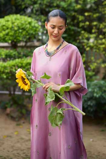 Buy_Sarang Kaur_Purple Silk, Tissue Embroidery V-neck Lishak Hand Kaftan 
