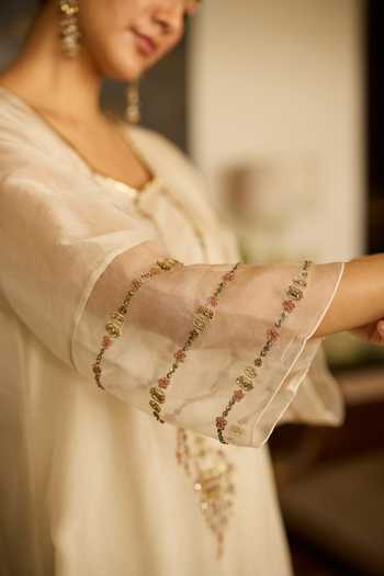 Sarang Kaur_White Silk, Tissue, Organza Embroidery Round Neck Phulwari Kurta Set _Online_at_Aza_Fashions