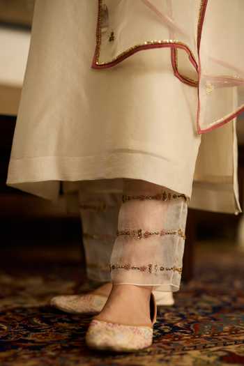 Shop_Sarang Kaur_White Silk, Tissue, Organza Embroidery Round Neck Phulwari Kurta Set 