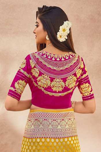 Buy_Khwaab By Sanjana Lakhani_Yellow Georgette, Silk Embroidery Round Neck Floral Butti Woven Saree And Blouse 