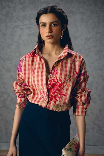 Buy_Paulmi And Harsh_Pink Poplin Collared Jade Floral And Checks Print Shirt _at_Aza_Fashions