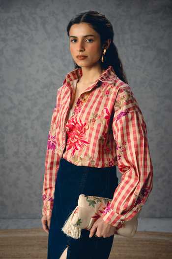 Buy_Paulmi And Harsh_Pink Poplin Collared Jade Floral And Checks Print Shirt _Online_at_Aza_Fashions