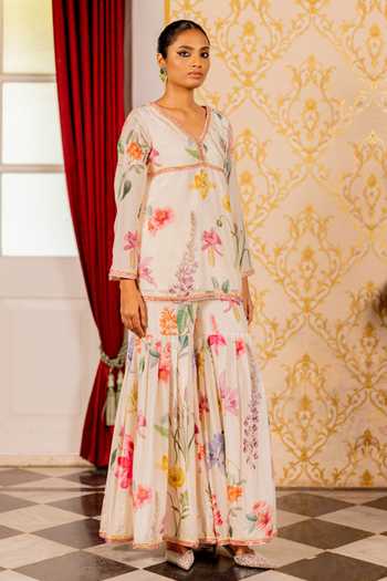 17:17 By Simmi Saboo_Pink Silk, Cotton V-neck Printed Kurta And Sharara Set _at_Aza_Fashions