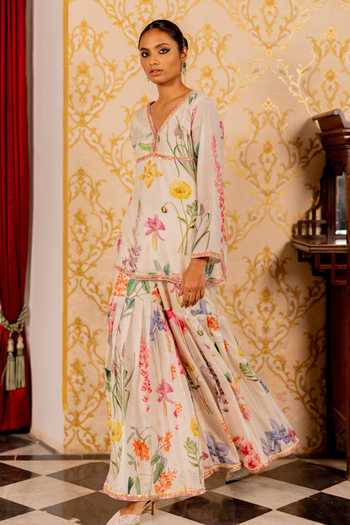 Buy_17:17 By Simmi Saboo_Pink Silk, Cotton V-neck Printed Kurta And Sharara Set 