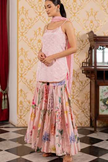 Shop_17:17 By Simmi Saboo_Pink Silk, Cotton Round Neck Kurta Set _Online_at_Aza_Fashions