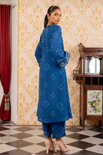 Shop_17:17 By Simmi Saboo_Blue Silk, Cotton Embroidery V-neck, Yes Overlap Bib Kurta And Pant Set _Online_at_Aza_Fashions