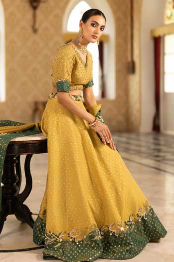 17:17 By Simmi Saboo_Green Organza Cut Work, Embroidery, V-neck Polka Dot Lehenga Set _Online_at_Aza_Fashions