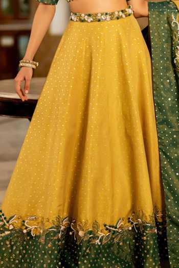 Shop_17:17 By Simmi Saboo_Green Organza Cut Work, Embroidery, V-neck Polka Dot Lehenga Set _Online_at_Aza_Fashions