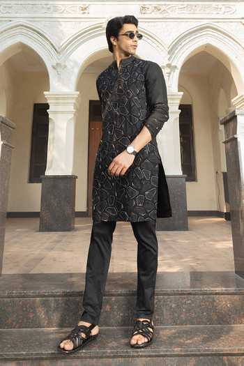 Shop_Heartistry by Anky_Black Linen Embroidery Shadow Hand Kurta _at_Aza_Fashions