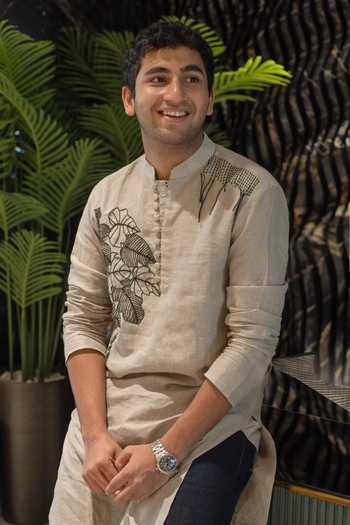 Shop_Heartistry by Anky_Grey Linen Embroidery The Shadow Thread Kurta _at_Aza_Fashions
