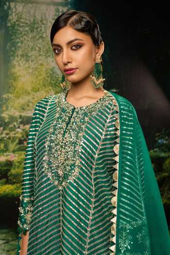 Priyaa_Green Silk, Organza, Georgette Embroidery, Zari Round Neck Aisha Kurta Set _at_Aza_Fashions