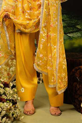 Priyaa_Yellow Silk, Organza, Satin Embroidery Round Neck Sania Kurta Set _Online_at_Aza_Fashions