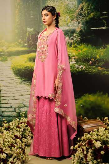 Priyaa_Pink Silk, Organza Embroidery Round Neck Donia Kurta Set _at_Aza_Fashions