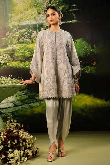 Buy_Priyaa_Grey Organza, Chanderi, Satin Embroidery Round Neck Mahnoor Kurta And Pant Set _at_Aza_Fashions