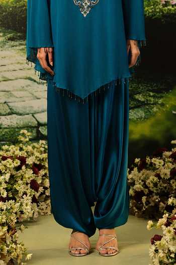 Priyaa_Teal Georgette, Satin Embroidery Round Neck Najma Top And Pant Set _Online_at_Aza_Fashions