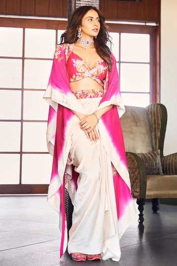 Buy_Kurrbat_Pink Outbloom Zardozi Embroidered Juttis 