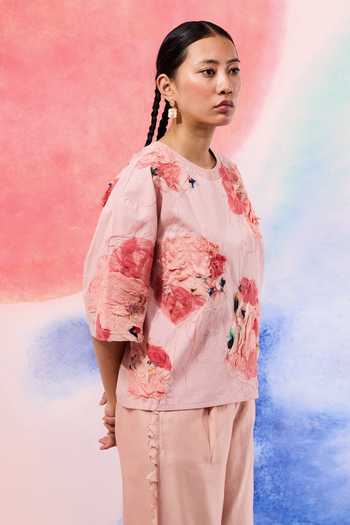Buy_Ilk_Blush Poplin Embroidery Round Neck Lichen Patchwork T-shirt _at_Aza_Fashions