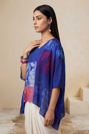 Buy_Satya Paul_Blue Crepe, Viscose V-neck Indigo Fern Print Kaftan _Online_at_Aza_Fashions