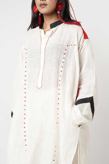 Buy_Shwetanga_Ivory Cotton, Linen Embroidery Split V-neck Kurta And Pant Set 