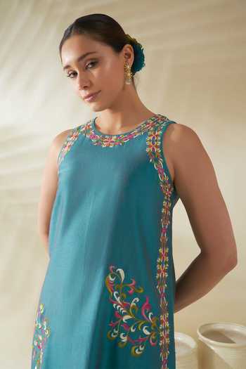 Buy_Origani_Blue Chanderi Silk Embroidery Round Neck Kurta And Pant Set _Online_at_Aza_Fashions