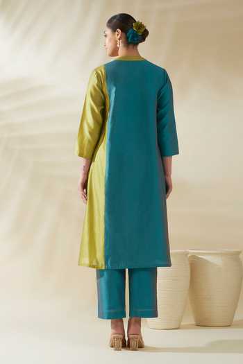 Origani_Blue Chanderi Silk Embroidery, Applique Mandarin Color Block Kurta And Pant Set _Online_at_Aza_Fashions