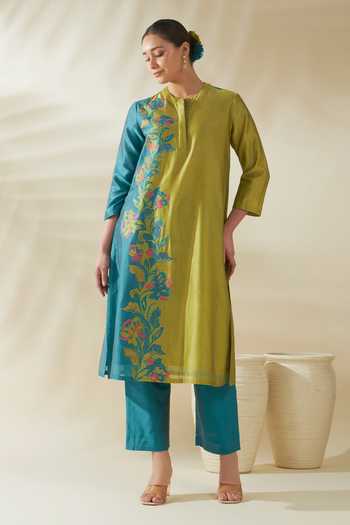 Shop_Origani_Blue Chanderi Silk Embroidery, Applique Mandarin Color Block Kurta And Pant Set 