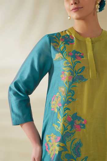 Origani_Blue Chanderi Silk Embroidery, Applique Mandarin Color Block Kurta And Pant Set _Online