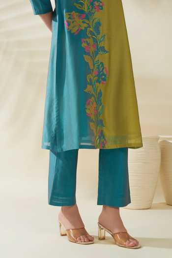Buy_Origani_Blue Chanderi Silk Embroidery, Applique Mandarin Color Block Kurta And Pant Set _Online