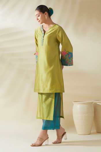 Buy_Origani_Blue Chanderi Silk Embroidery, Applique V-neck, Yes Kurta And Pant Set _Online_at_Aza_Fashions