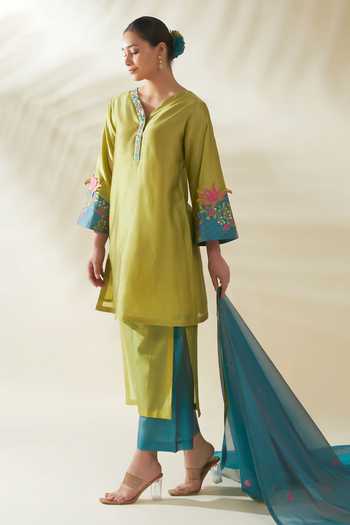 Origani_Blue Chanderi Silk Embroidery, Applique V-neck, Yes Kurta And Pant Set _at_Aza_Fashions