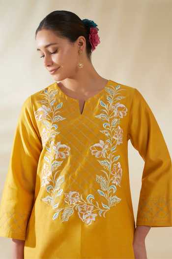 Origani_Yellow Chanderi Silk Embroidery Round Neck, Asymmetric Resham Kurta And Pant Set _Online