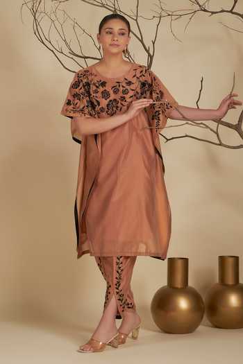 Buy_Origani_Peach Chanderi Silk Embroidery Round Neck Kaftan And Tulip Pant Set 