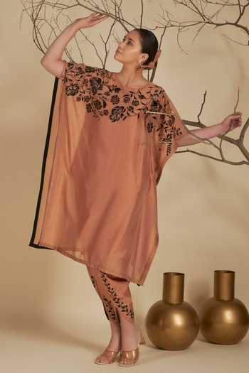 Shop_Origani_Peach Chanderi Silk Embroidery Round Neck Kaftan And Tulip Pant Set 