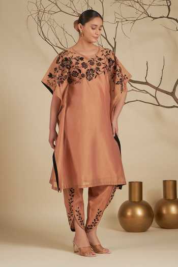 Buy_Origani_Peach Chanderi Silk Embroidery Round Neck Kaftan And Tulip Pant Set _at_Aza_Fashions