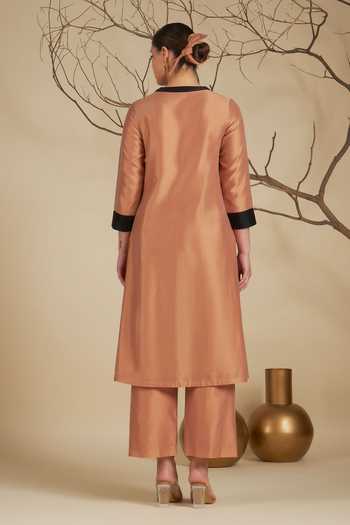 Origani_Peach Chanderi Silk Embroidery, Applique Notched Straight Kurta And Pant Set _Online_at_Aza_Fashions