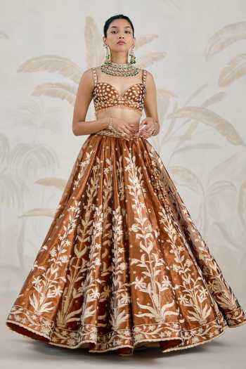 Buy_Shyam Narayan Prasad_Brown Silk, Organza, Tissue Gota Patti Sweetheart Neck Embroidered Lehenga Set 