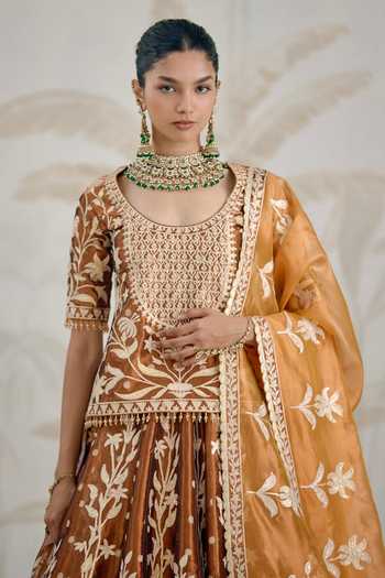 Shyam Narayan Prasad_Brown Silk, Organza, Tissue Gota Patti Scoop Neck Embroidered Kurta Lehenga Set _Online_at_Aza_Fashions