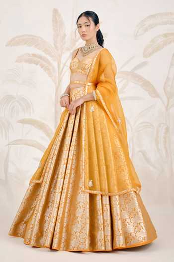 Buy_Shyam Narayan Prasad_Yellow Silk, Organza, Brocade, Banarasi Embroidery Sweetheart Woven Lehenga Set 