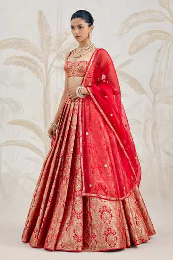 Shyam Narayan Prasad_Gold Silk, Organza, Brocade Embroidery Sweetheart Neck Floral Woven Lehenga Set _Online_at_Aza_Fashions